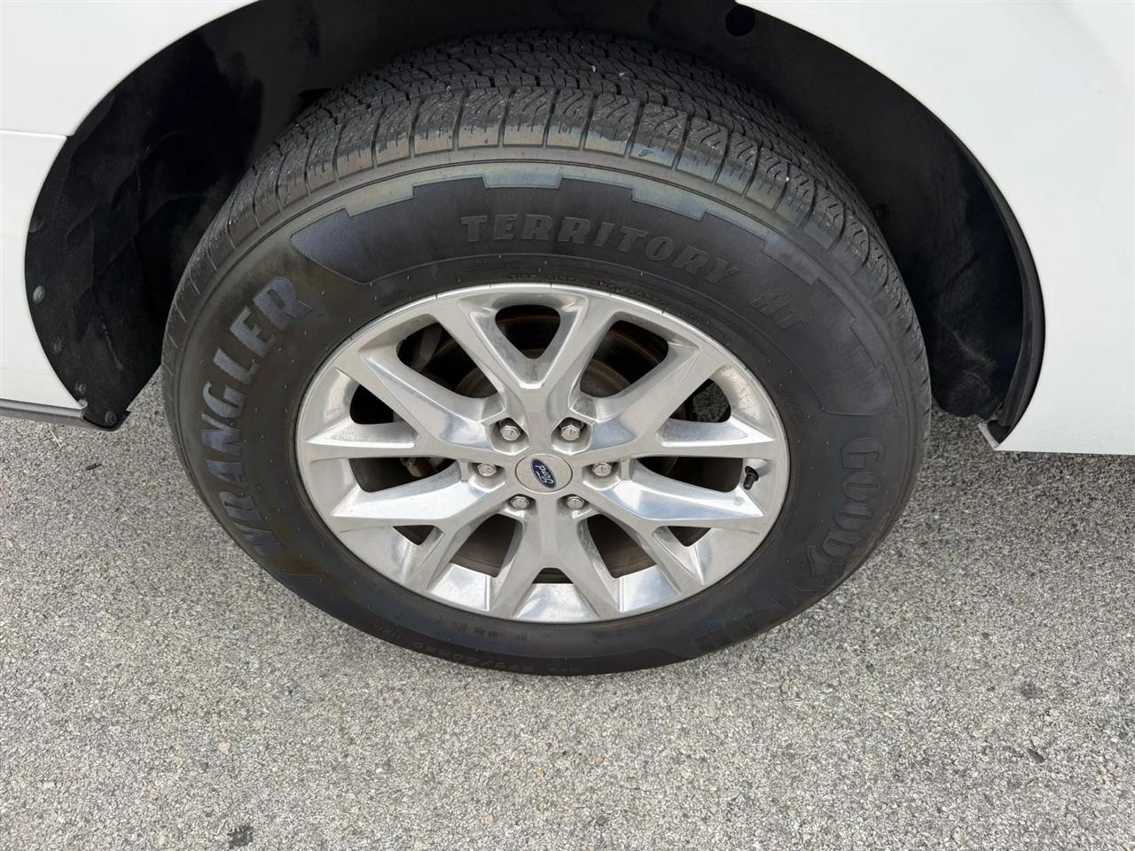 Ford Expedition XLT 4x2 2020
