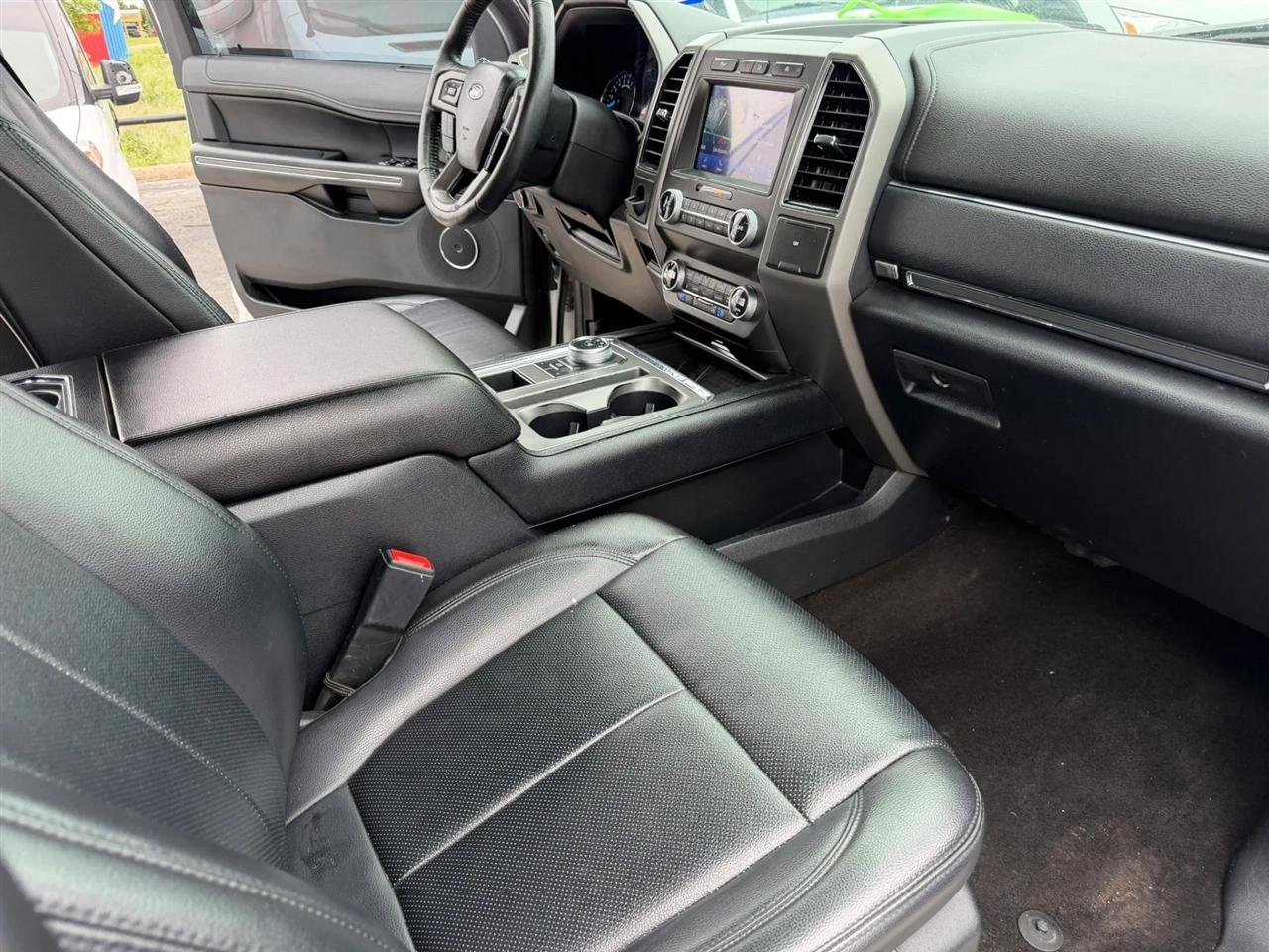 Ford Expedition XLT 4x2 2020