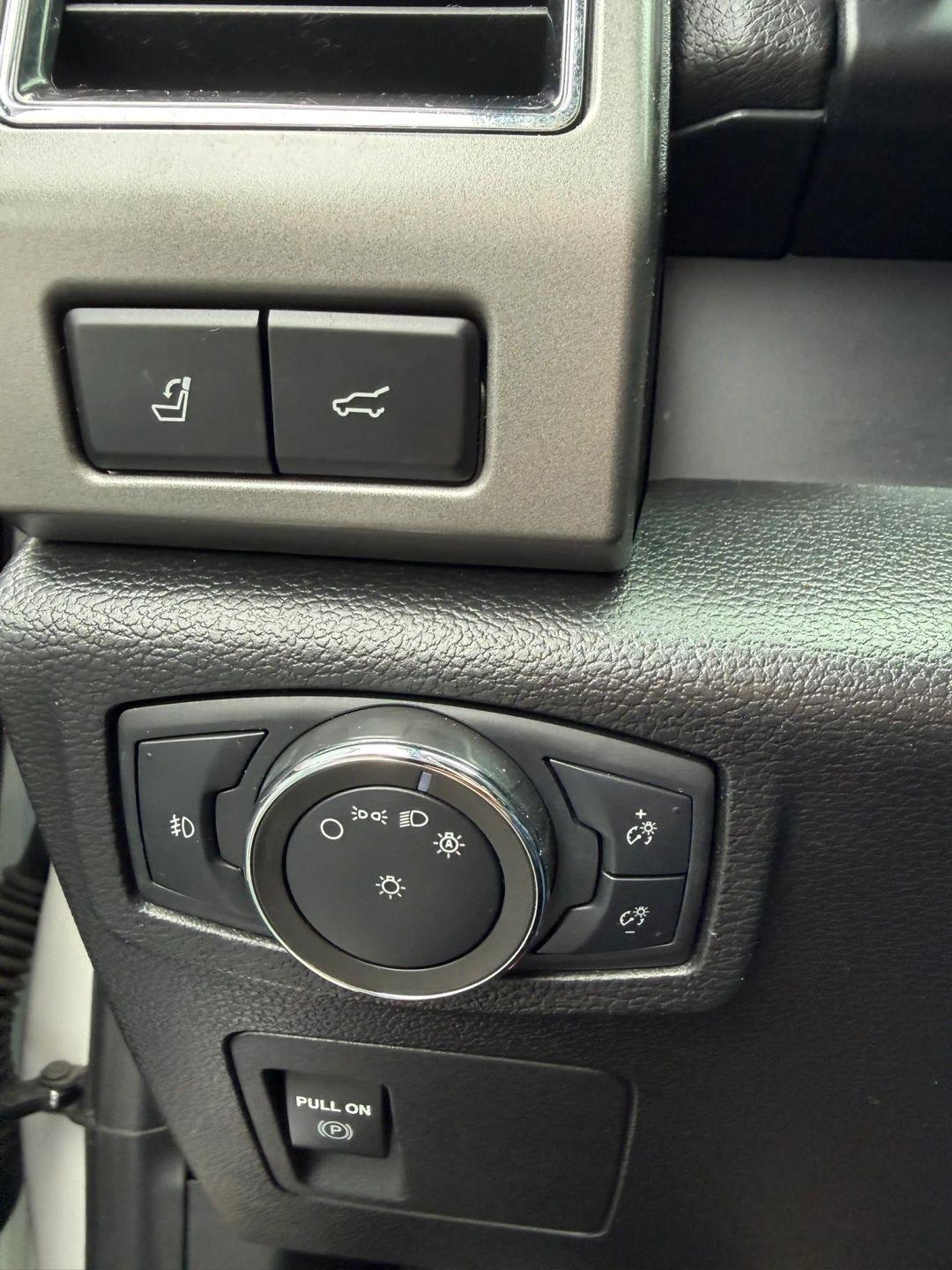 Ford Expedition XLT 4x2 2020