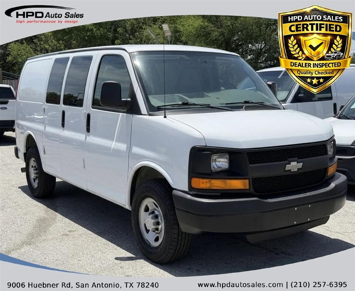 Chevrolet Express Cargo Van RWD 2500 135" 2013