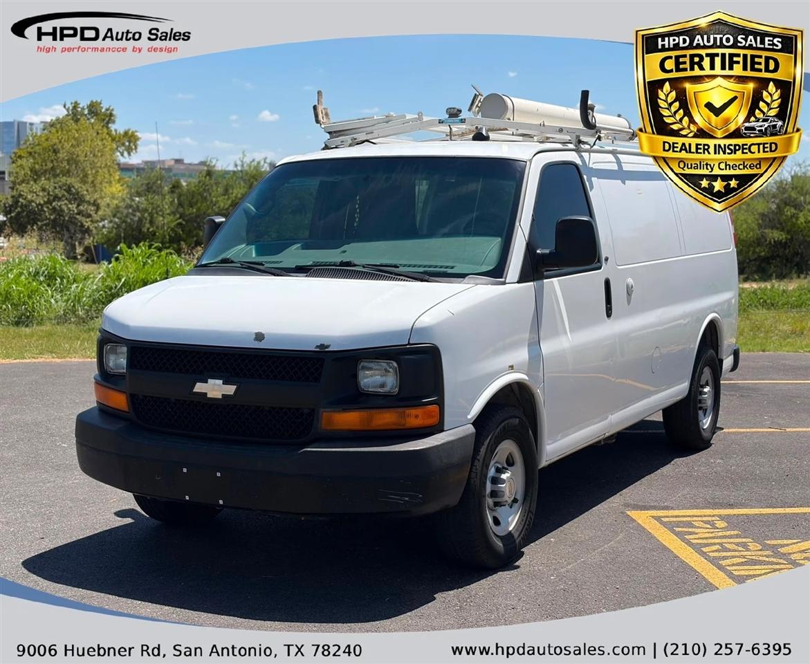 Chevrolet Express Cargo Van RWD 2500 135" 2012