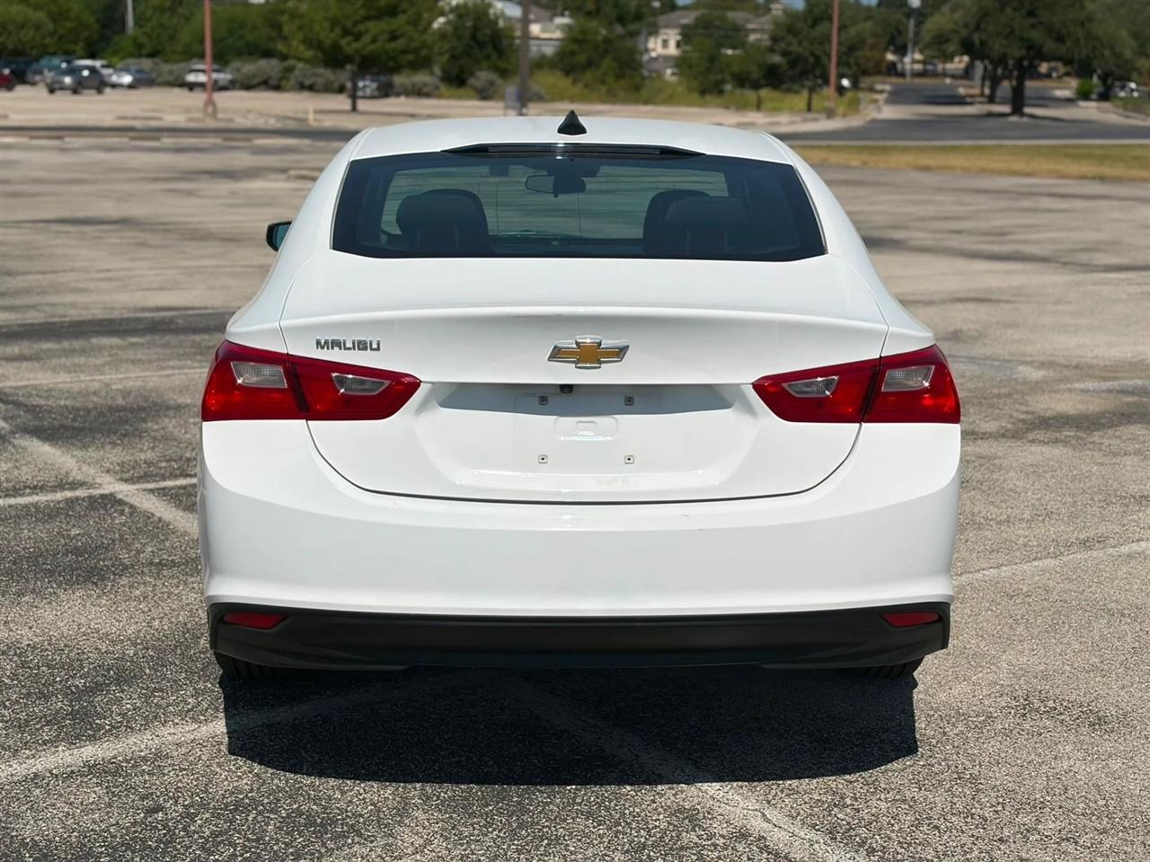 Chevrolet Malibu 4dr Sdn LS w/1FL 2024