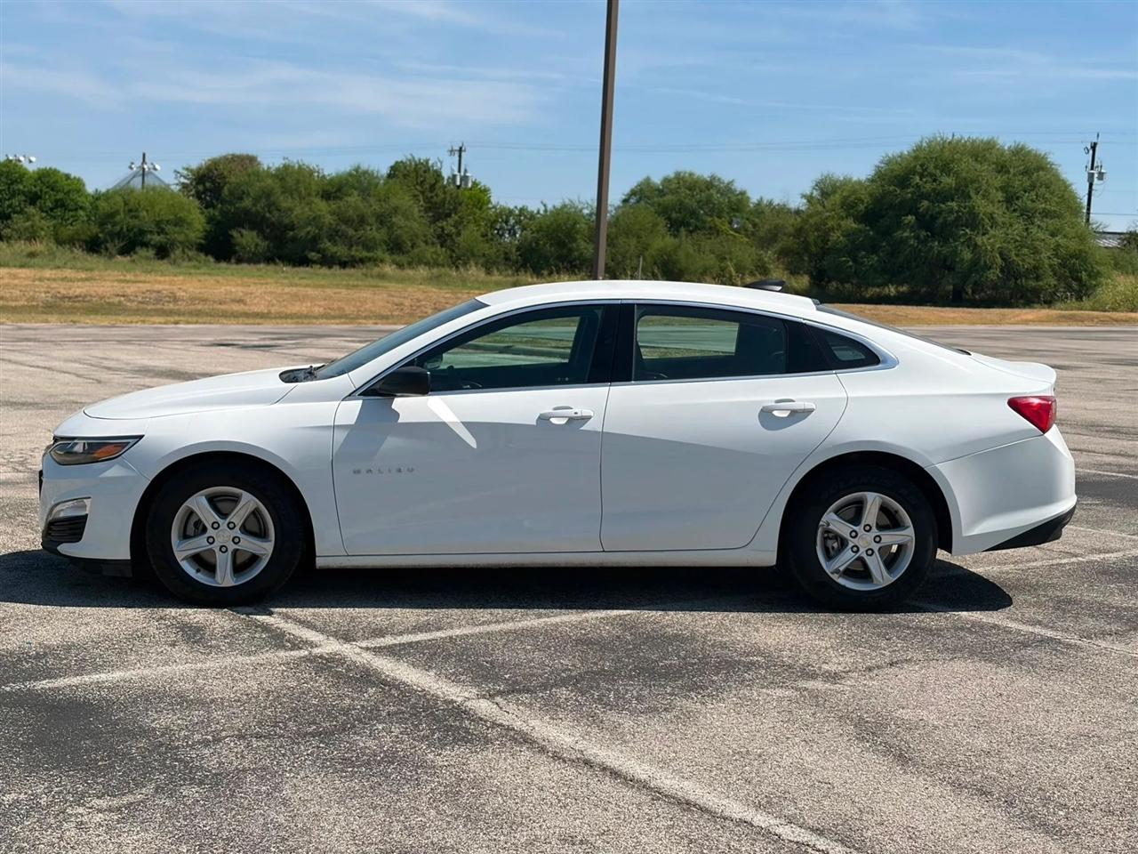 Chevrolet Malibu 4dr Sdn LS w/1FL 2024