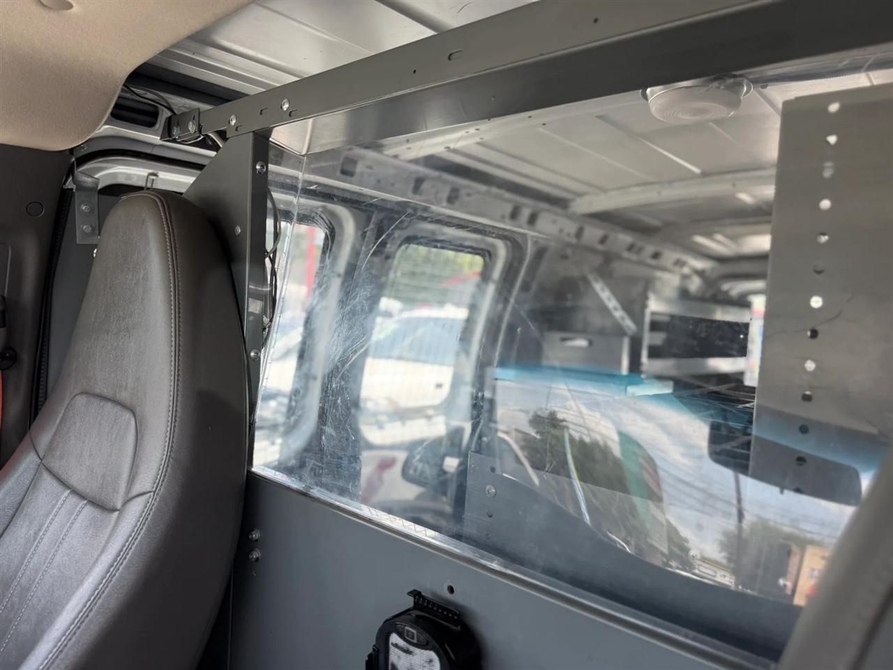 Chevrolet Express Cargo Van RWD 2500 135" 2013