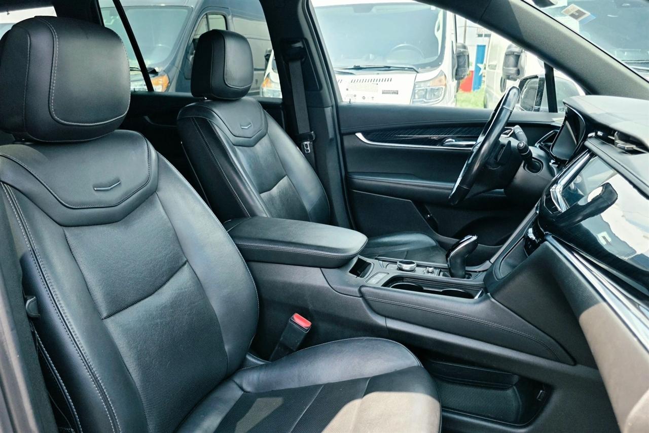 Cadillac XT6 FWD 4dr Premium Luxury 2022