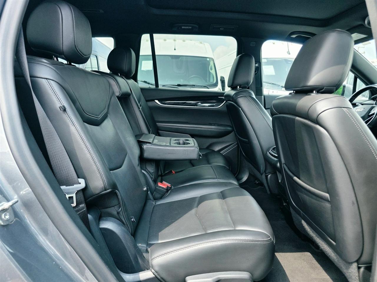 Cadillac XT6 FWD 4dr Premium Luxury 2022