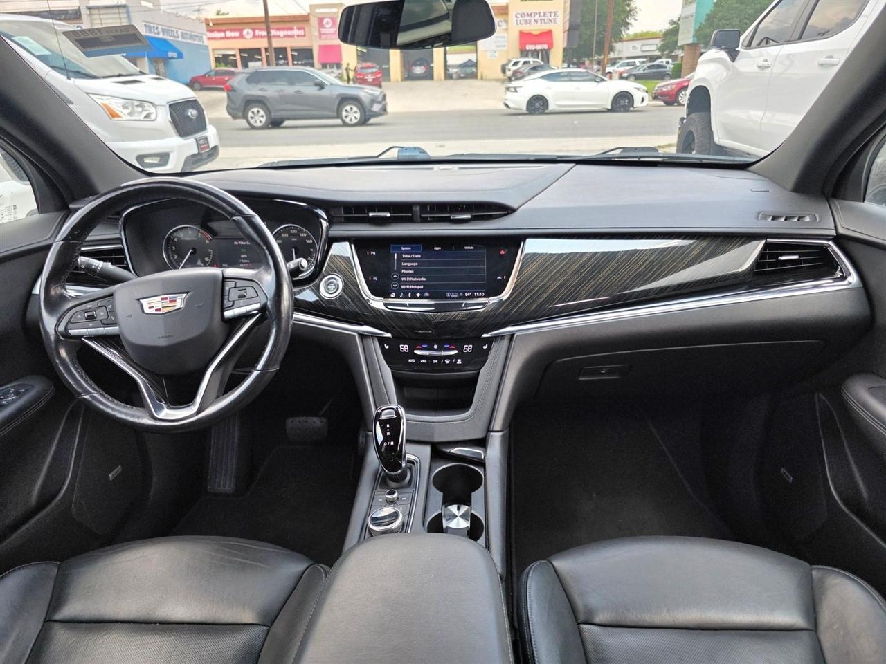 Cadillac XT6 FWD 4dr Premium Luxury 2022