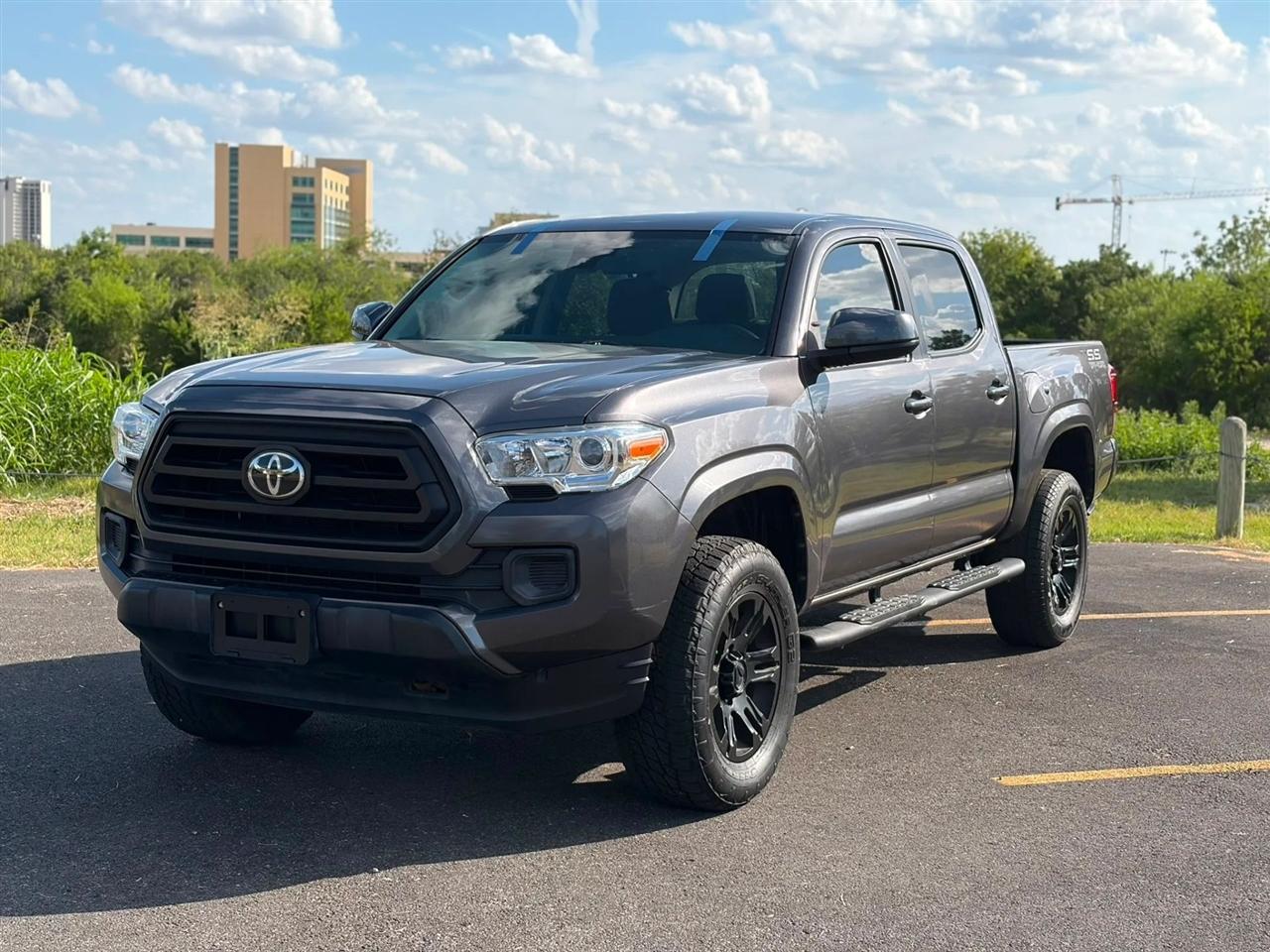 2020 Toyota Tacoma 2WD SR Double Cab 5' Bed I4 AT (Natl)