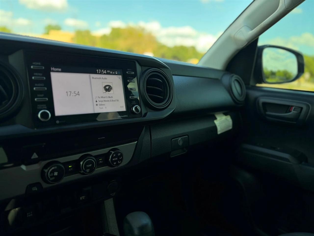 Toyota Tacoma 2WD SR5 Double Cab 5' Bed I4 AT (Natl) 2020