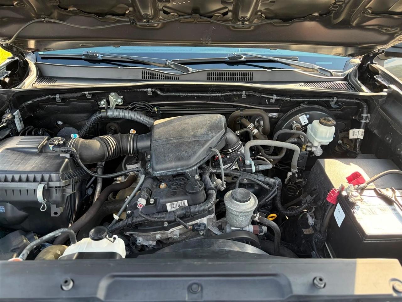 Toyota Tacoma 2WD SR5 Double Cab 5' Bed I4 AT (Natl) 2020