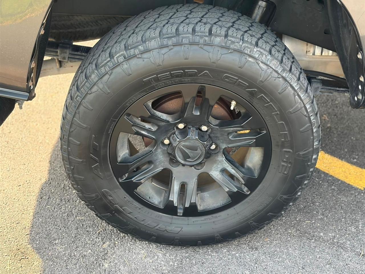 Toyota Tacoma 2WD SR5 Double Cab 5' Bed I4 AT (Natl) 2020