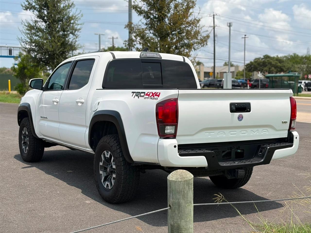 Toyota Tacoma 4WD TRD Off Road Double Cab 5' Bed V6 MT (Natl) 2019