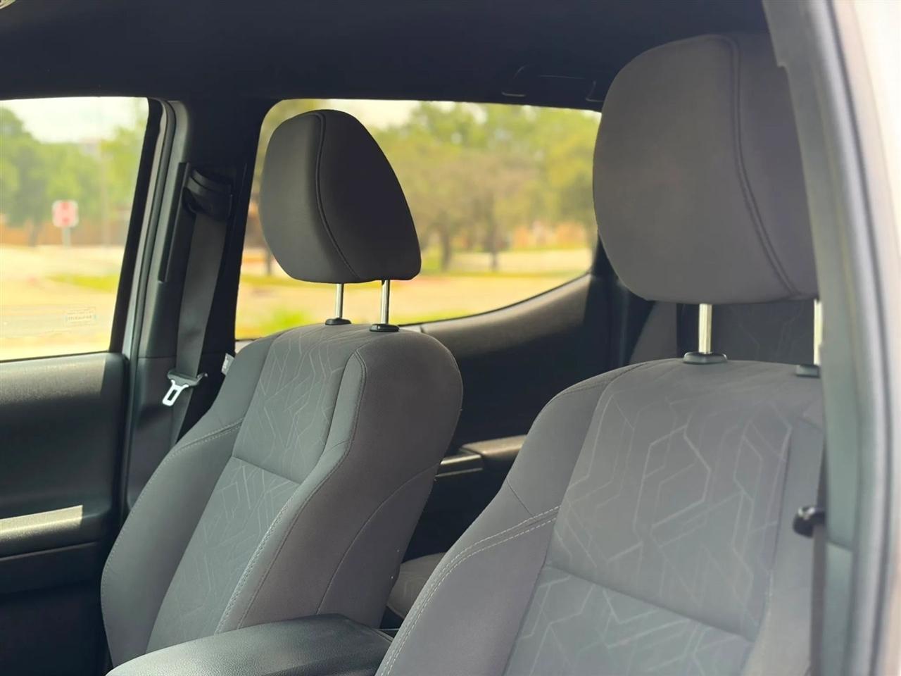 Toyota Tacoma 4WD TRD Off Road Double Cab 5' Bed V6 MT (Natl) 2019