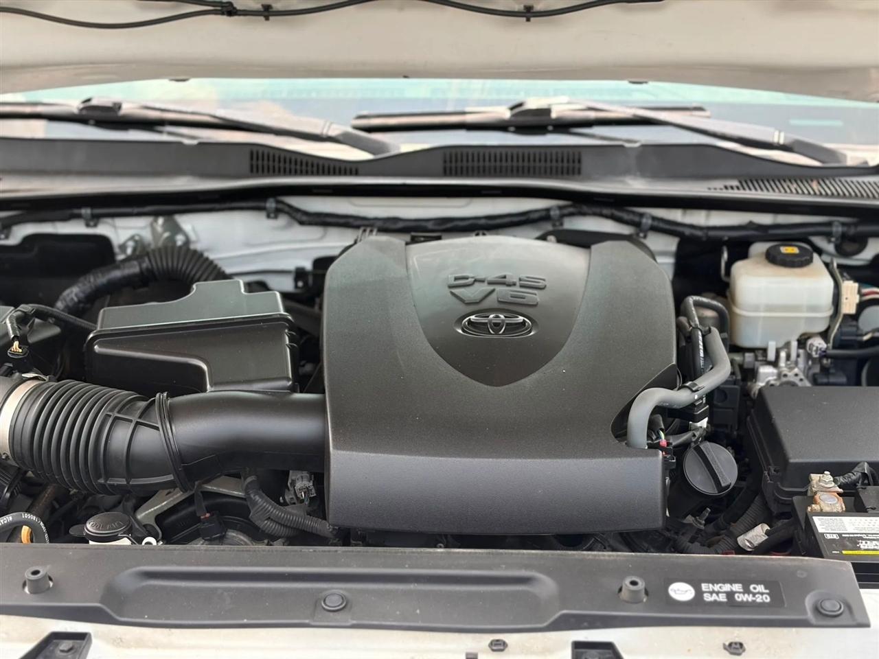 Toyota Tacoma 4WD TRD Off Road Double Cab 5' Bed V6 MT (Natl) 2019