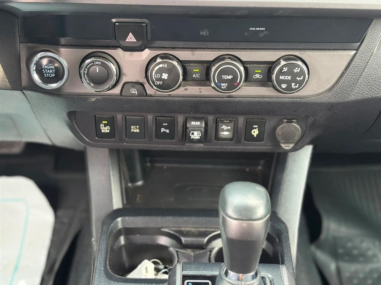 Toyota Tacoma 4WD TRD Off Road Double Cab 5' Bed V6 MT (Natl) 2019