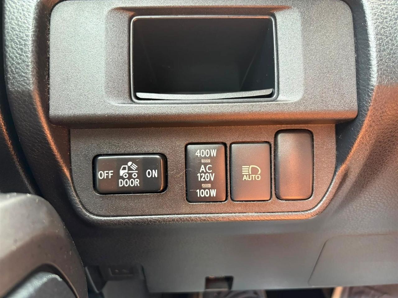 Toyota Tacoma 4WD TRD Off Road Double Cab 5' Bed V6 MT (Natl) 2019