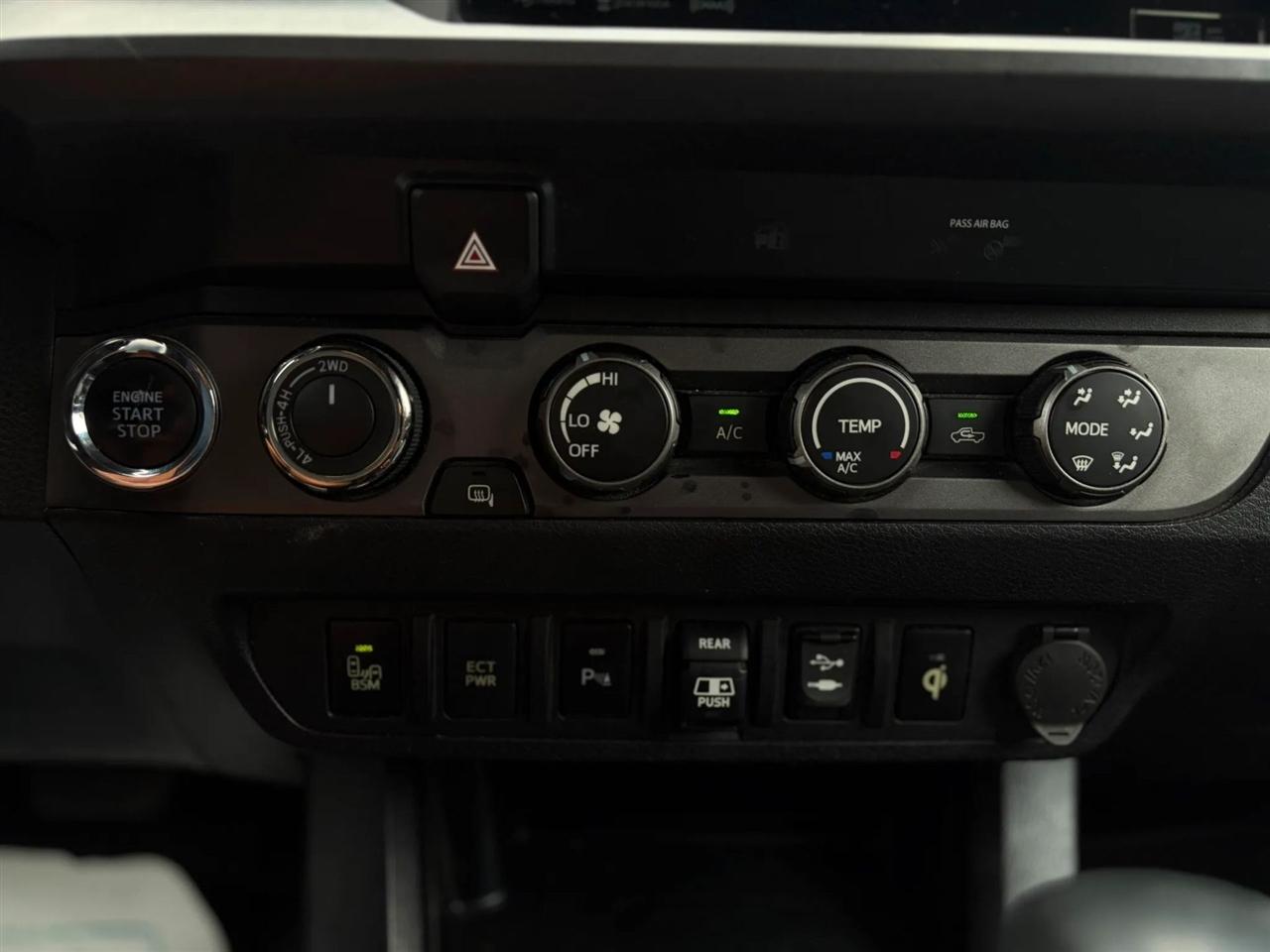 Toyota Tacoma 4WD TRD Off Road Double Cab 5' Bed V6 MT (Natl) 2019