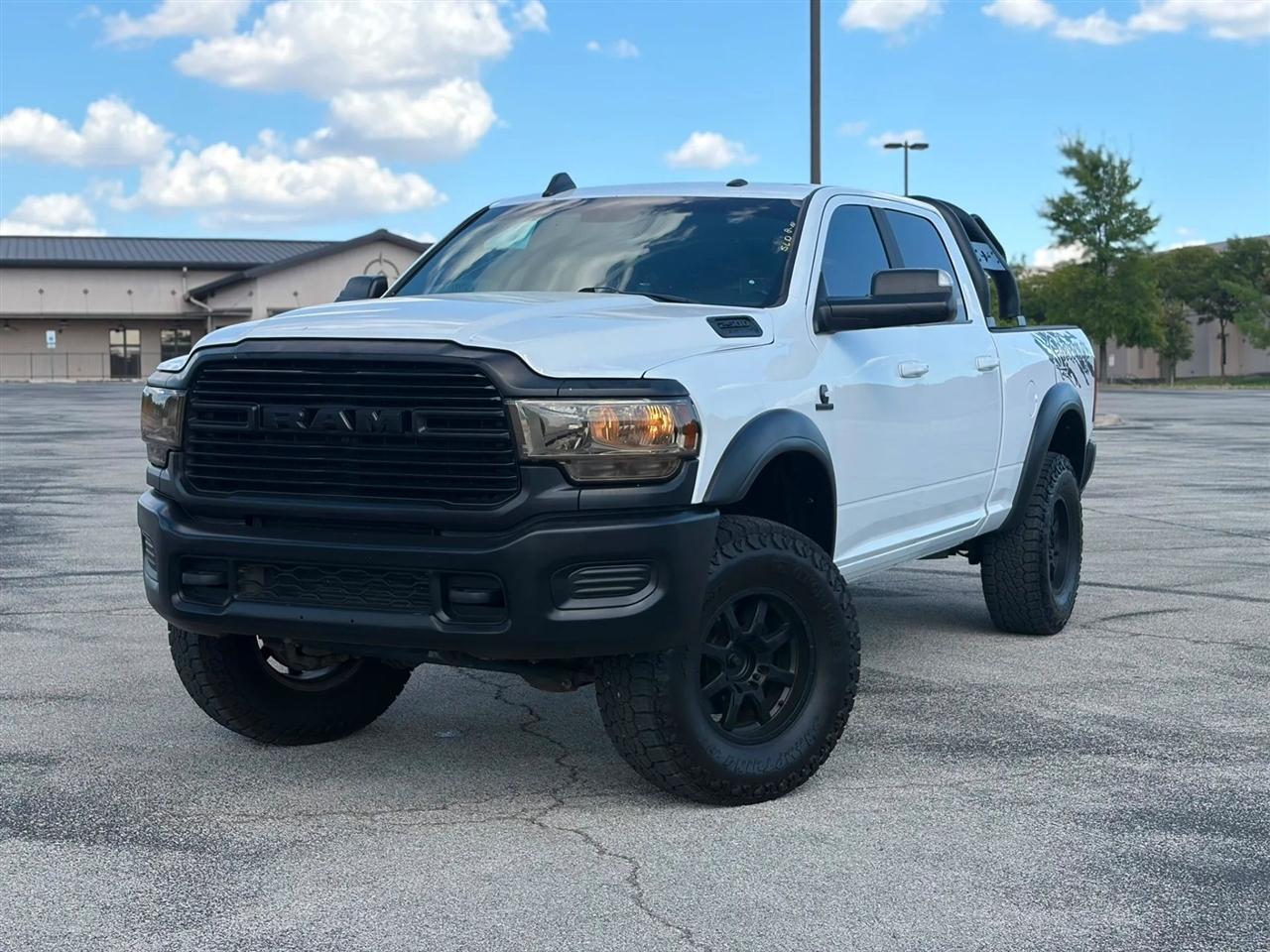 RAM 2500 Big Horn 4x4 Crew Cab 6'4" Box 2021