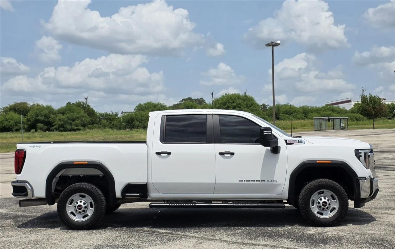 GMC Sierra 2500HD 4WD Crew Cab 159" Pro 2024