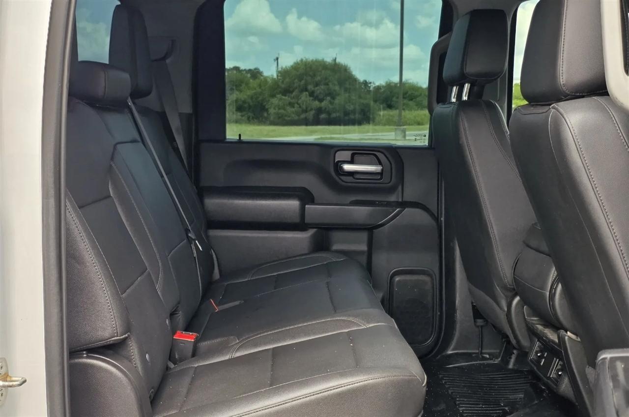 GMC Sierra 2500HD 4WD Crew Cab 159" Pro 2024