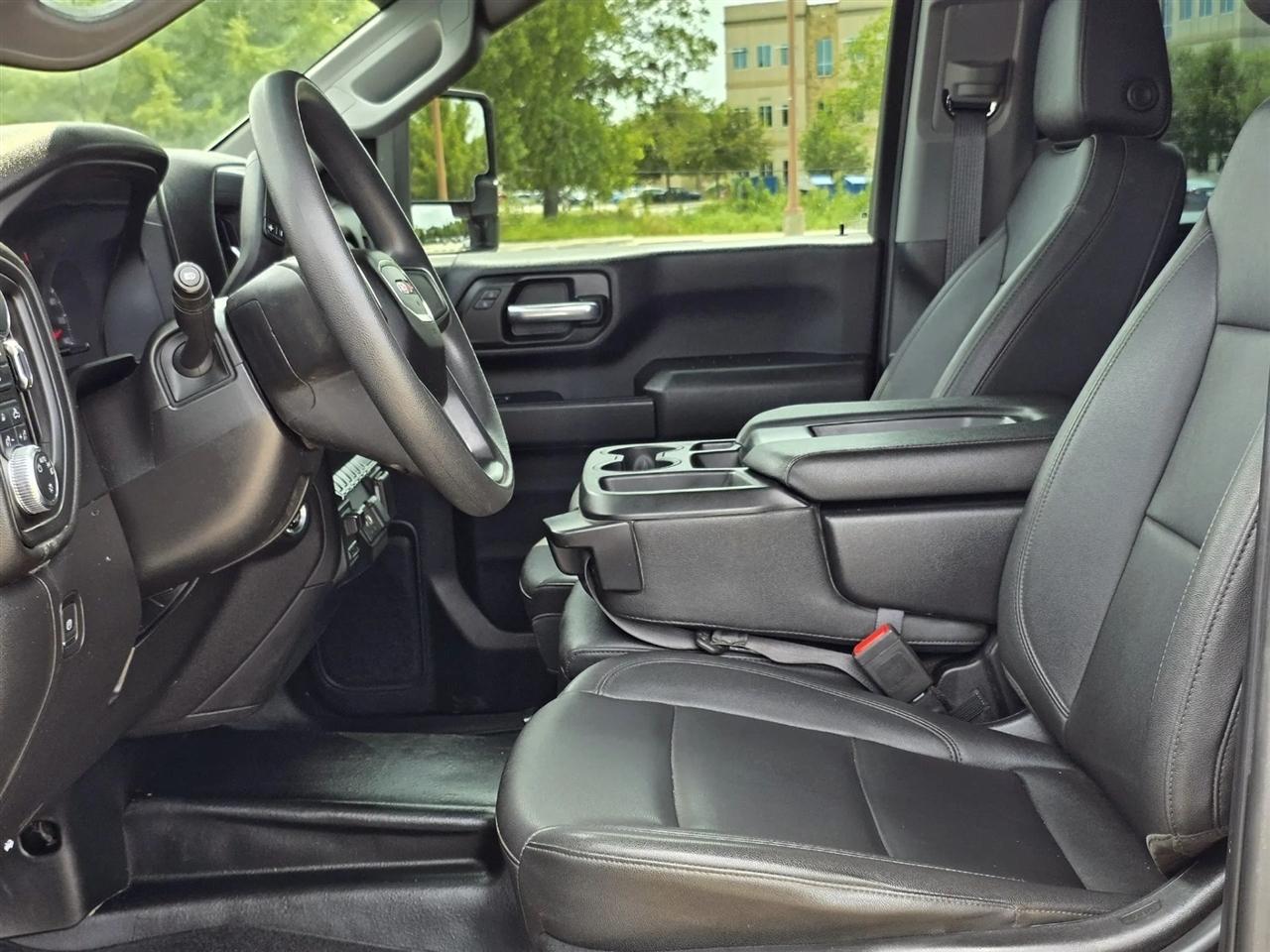 GMC Sierra 2500HD 4WD Crew Cab 159" Pro 2024