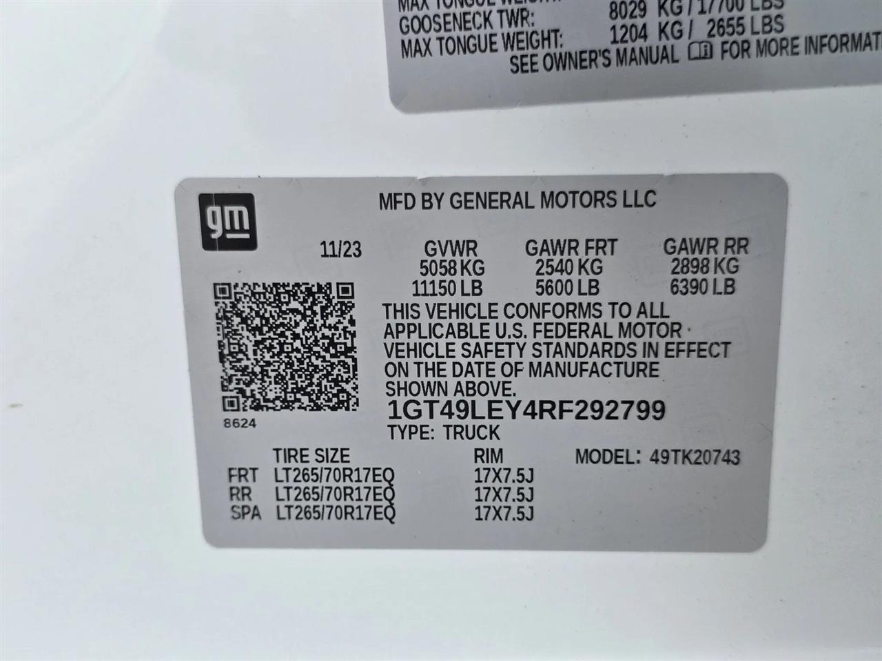 GMC Sierra 2500HD 4WD Crew Cab 159" Pro 2024