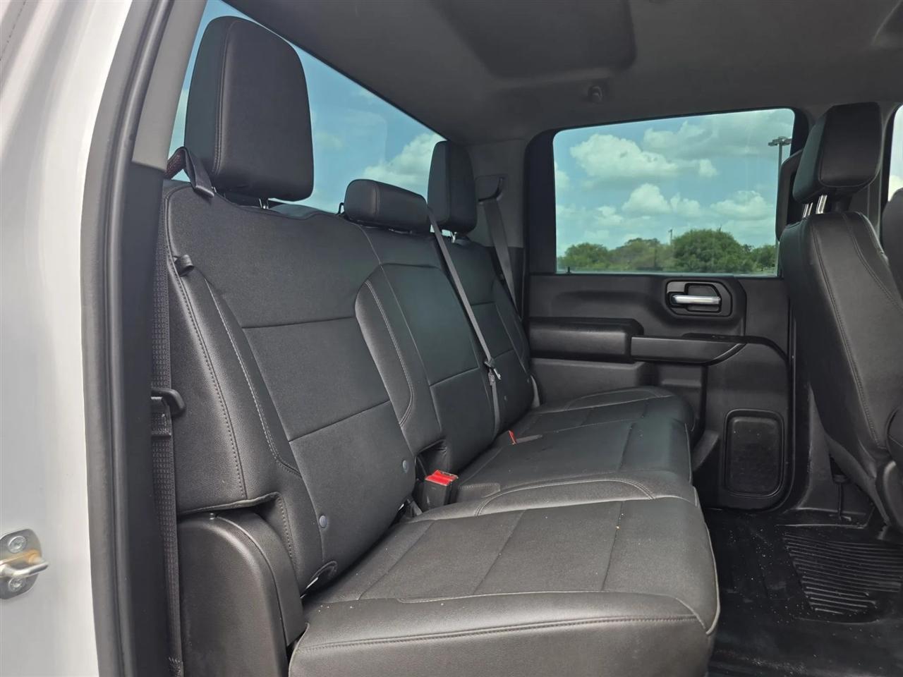 GMC Sierra 2500HD 4WD Crew Cab 159" Pro 2024