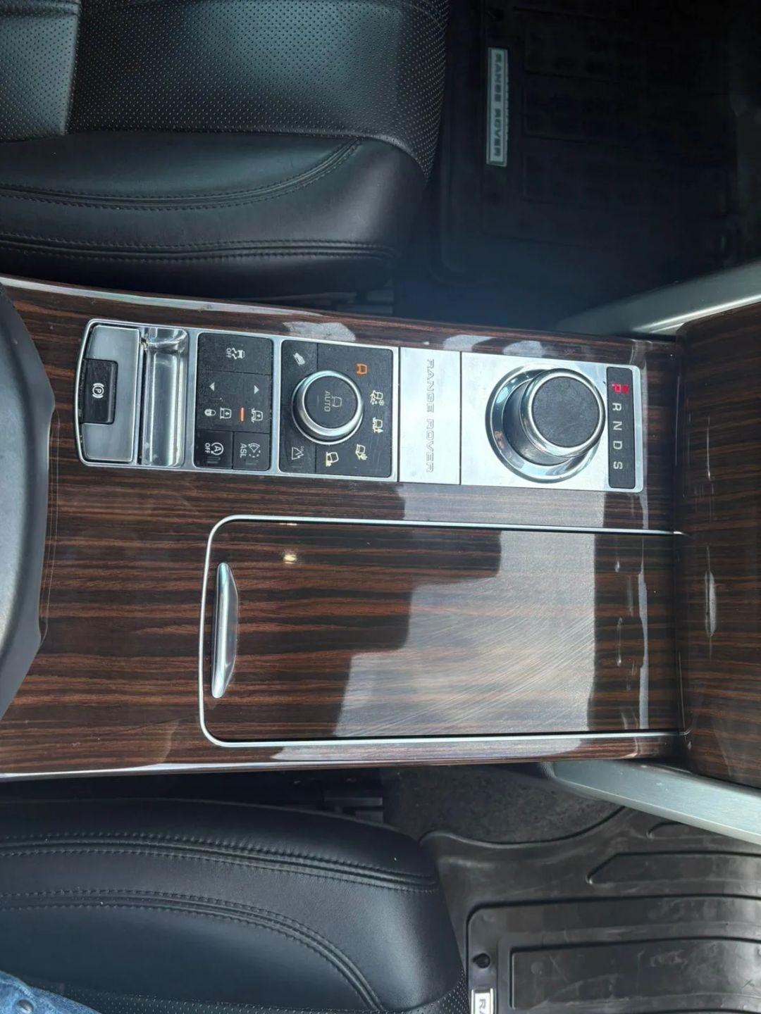 Land Rover Range Rover 4WD 4dr Supercharged 2015