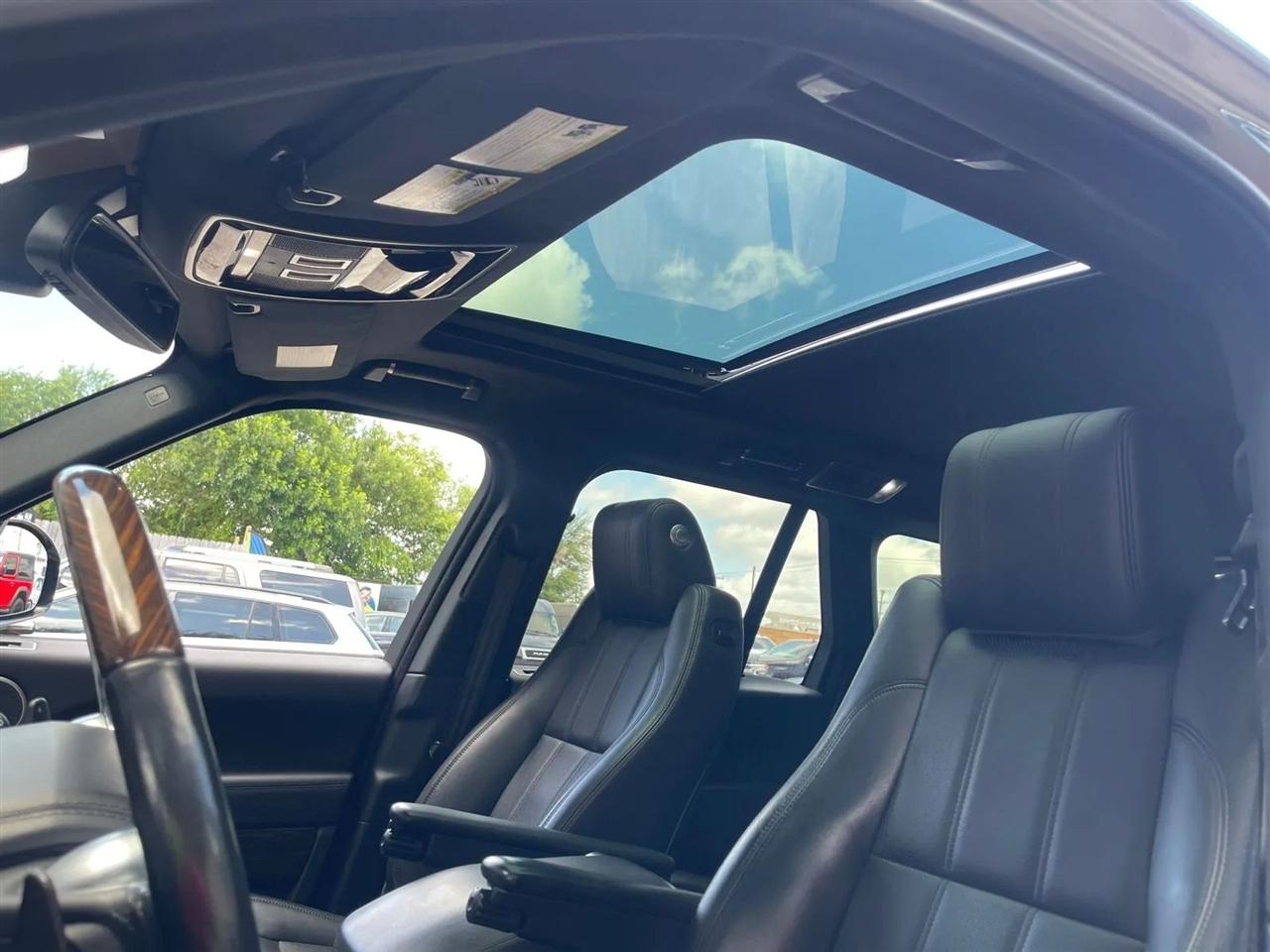 Land Rover Range Rover 4WD 4dr Supercharged 2015
