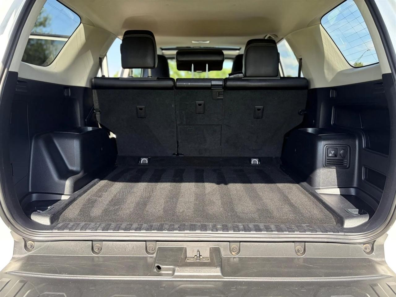 Toyota 4Runner SR5 Premium 2WD (Natl) 2022