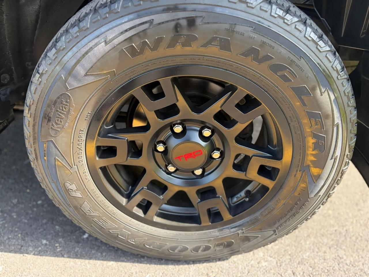 Toyota 4Runner SR5 Premium 2WD (Natl) 2022