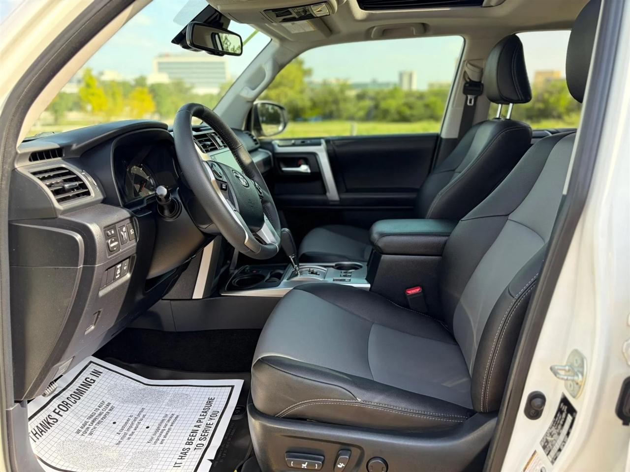 Toyota 4Runner SR5 Premium 2WD (Natl) 2022