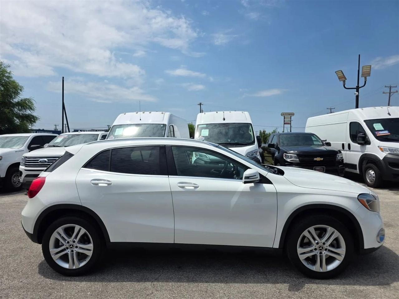 Mercedes-Benz GLA GLA 250 SUV 2019