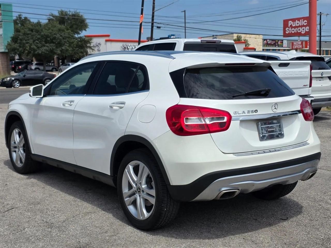 Mercedes-Benz GLA GLA 250 SUV 2019