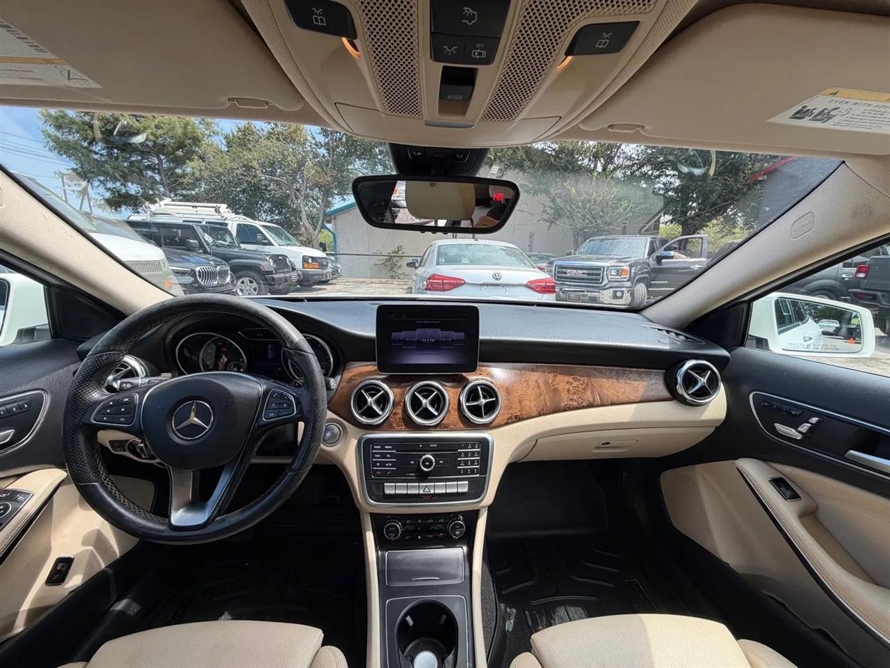 Mercedes-Benz GLA GLA 250 SUV 2019