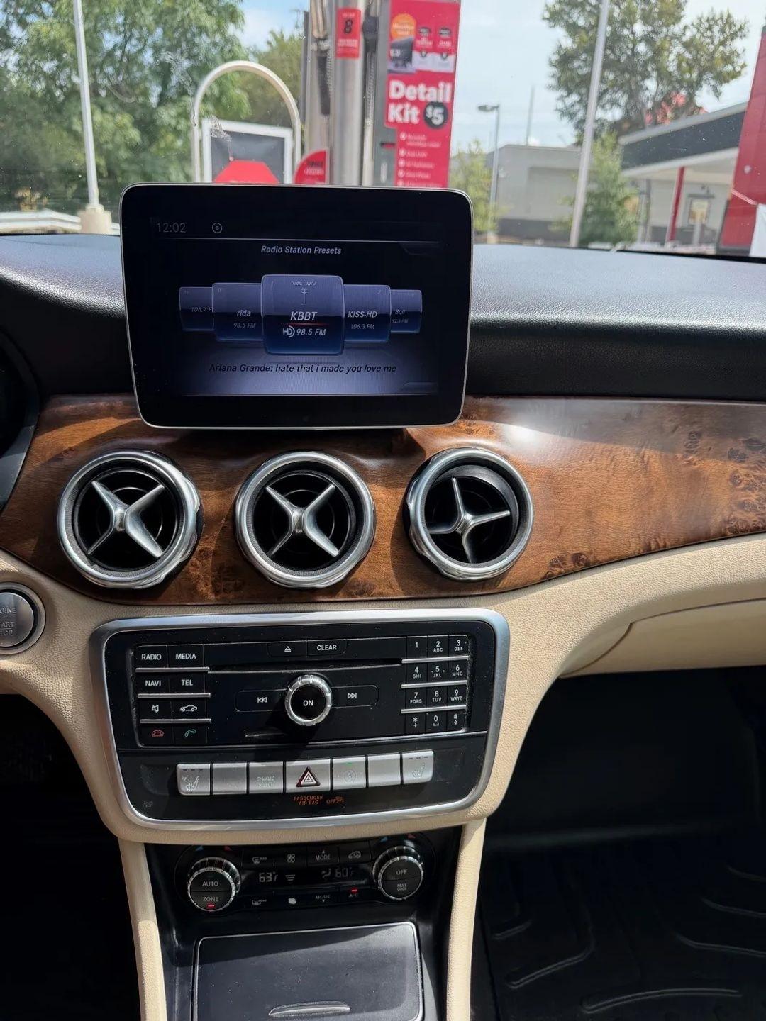 Mercedes-Benz GLA GLA 250 SUV 2019