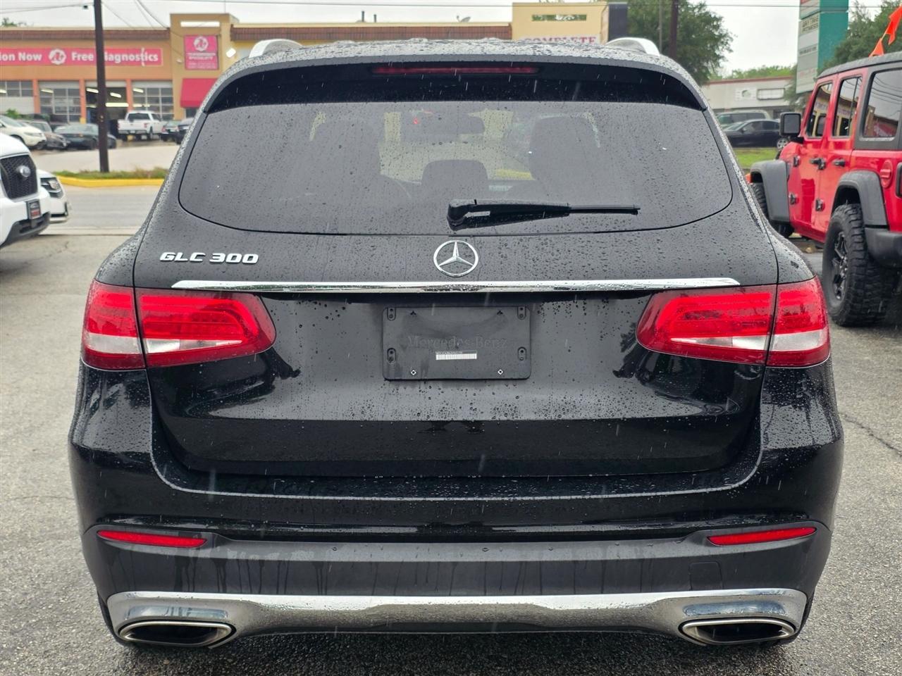 Mercedes-Benz GLC GLC 300 SUV 2018