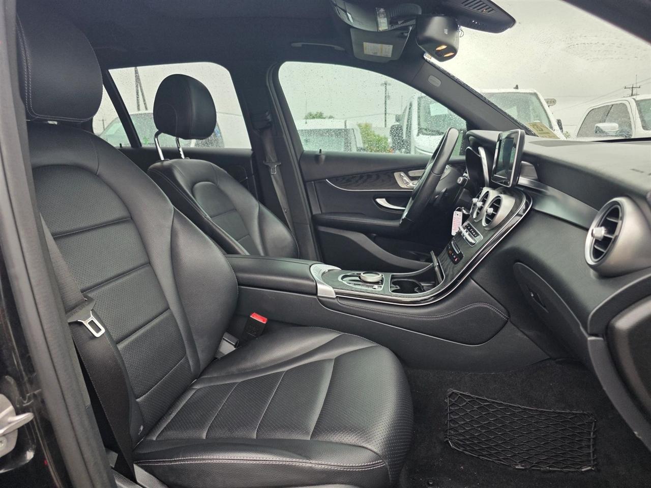 Mercedes-Benz GLC GLC 300 SUV 2018