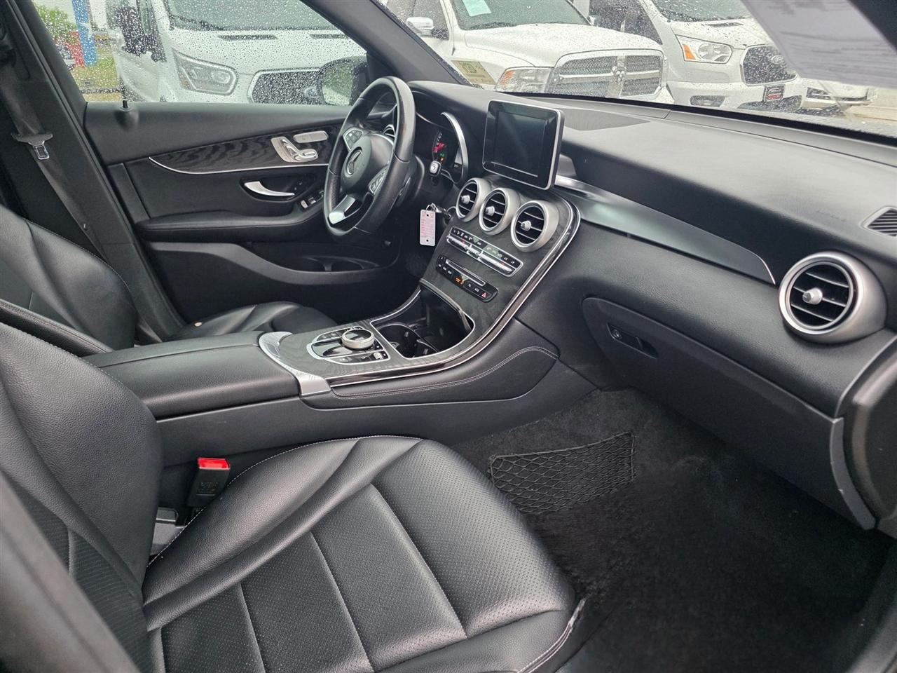 Mercedes-Benz GLC GLC 300 SUV 2018
