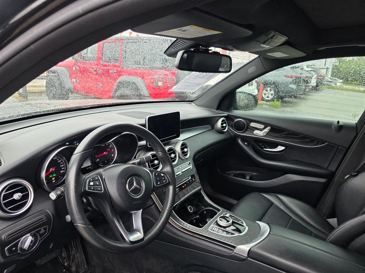 Mercedes-Benz GLC GLC 300 SUV 2018