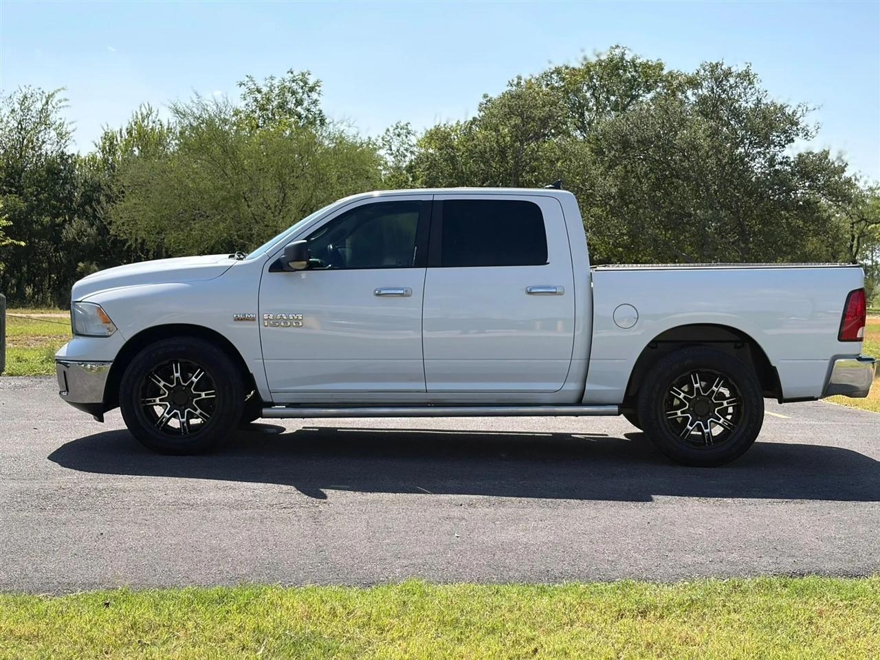 RAM 1500 2WD Crew Cab 140.5" Lone Star 2013