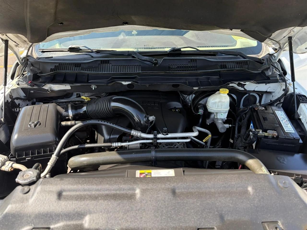 RAM 1500 2WD Crew Cab 140.5" Lone Star 2013