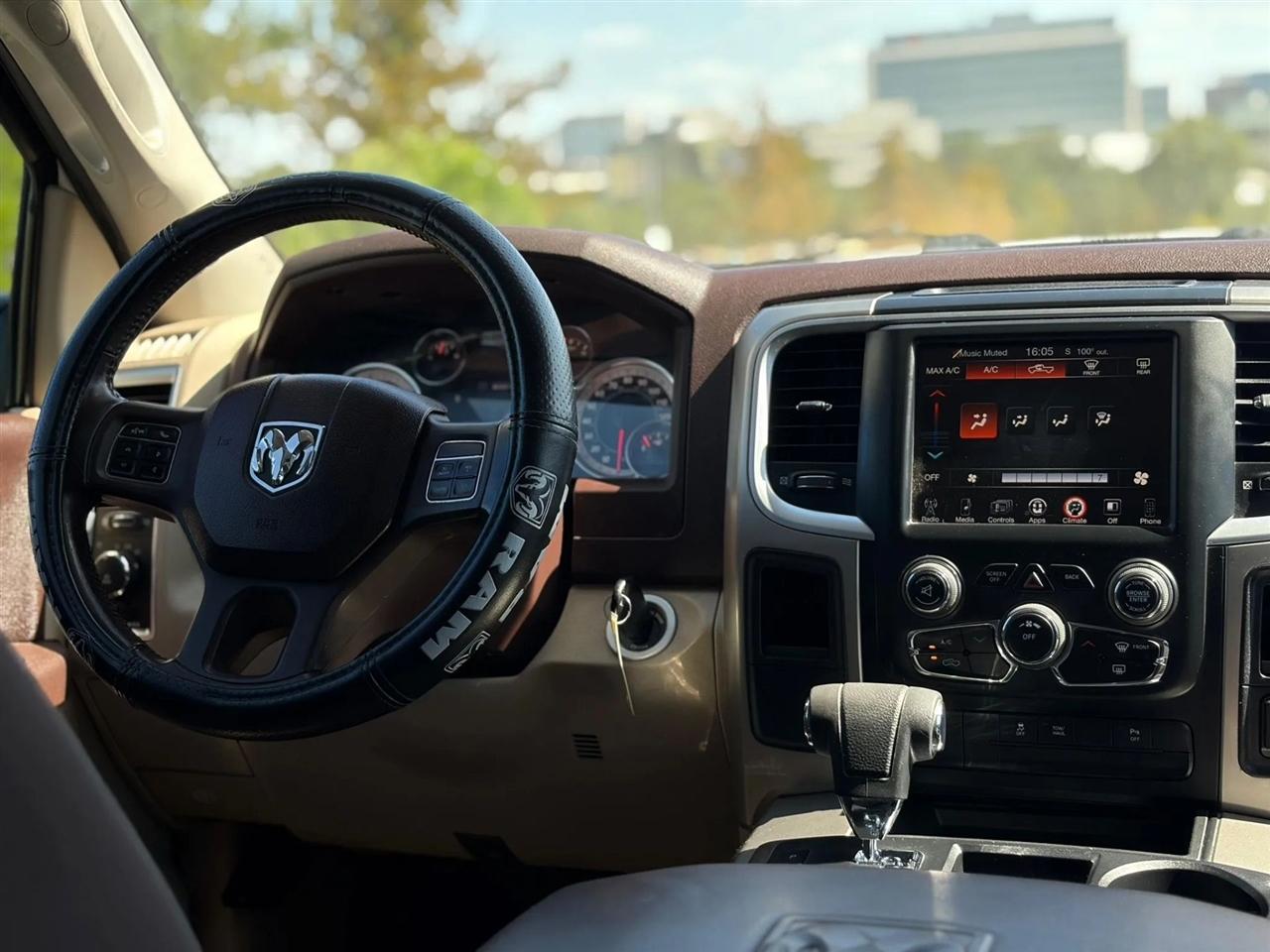 RAM 1500 2WD Crew Cab 140.5" Lone Star 2013