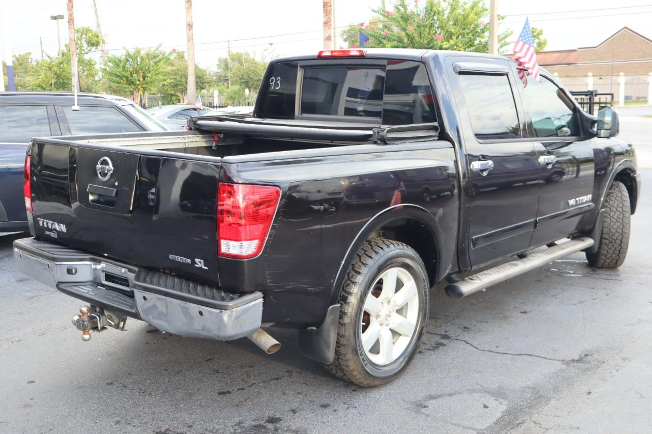 Nissan Titan 2WD Crew Cab SWB SL 2012