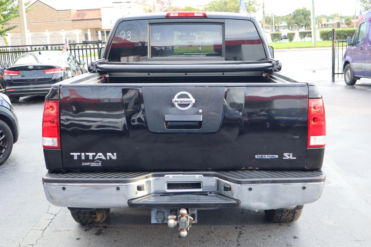 Nissan Titan 2WD Crew Cab SWB SL 2012