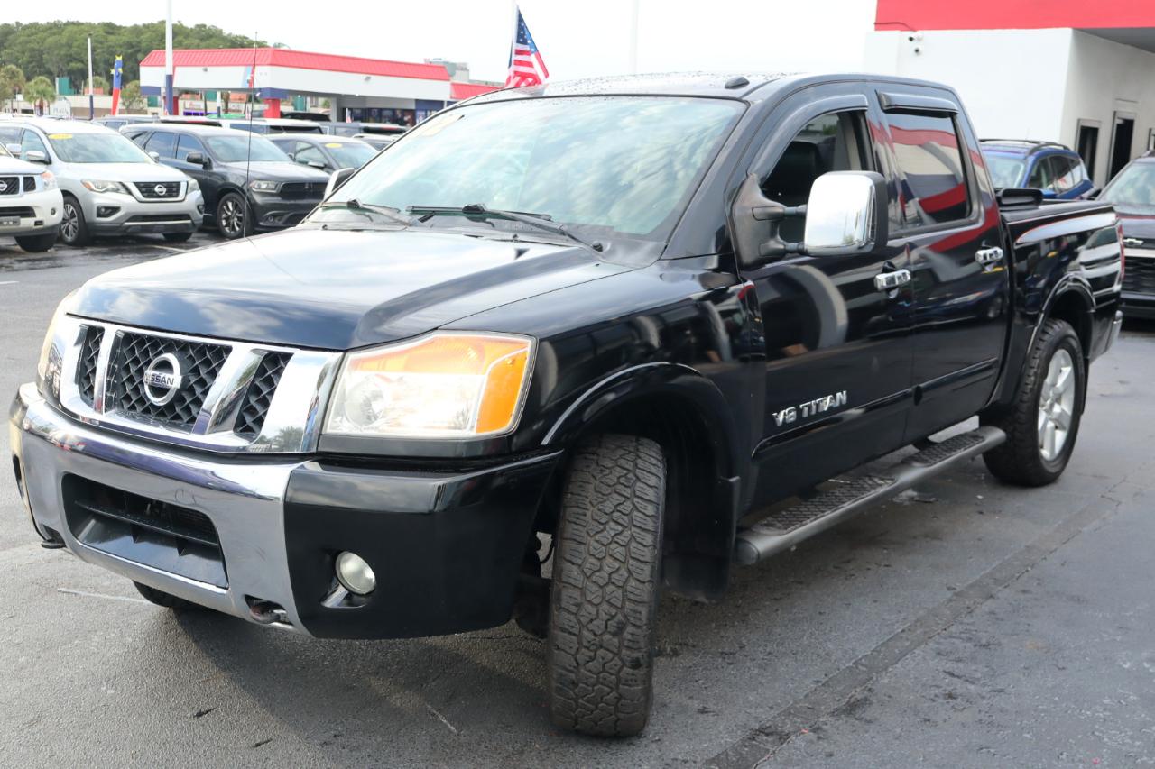 Nissan Titan 2WD Crew Cab SWB SL 2012