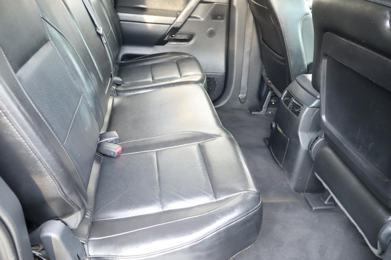 Nissan Titan 2WD Crew Cab SWB SL 2012