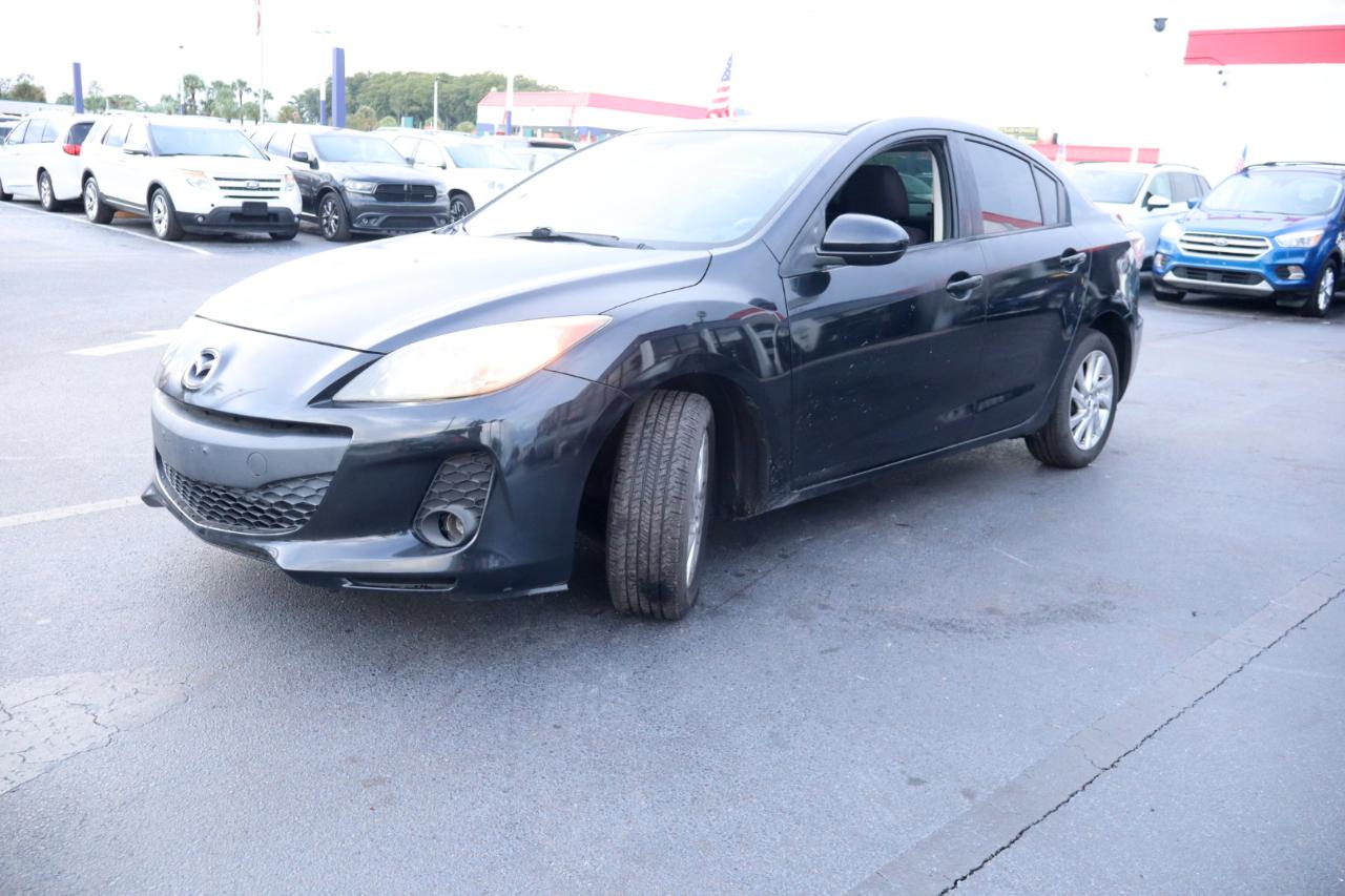 Mazda MAZDA3 i Touring AT 4-Door 2013