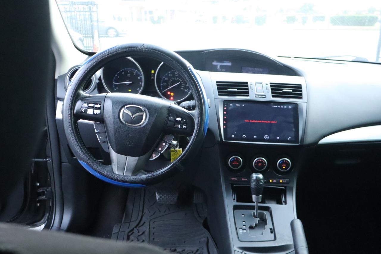 Mazda MAZDA3 i Touring AT 4-Door 2013