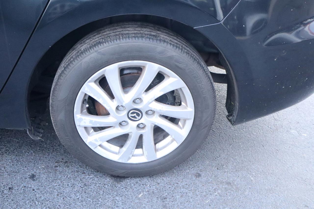 Mazda MAZDA3 i Touring AT 4-Door 2013